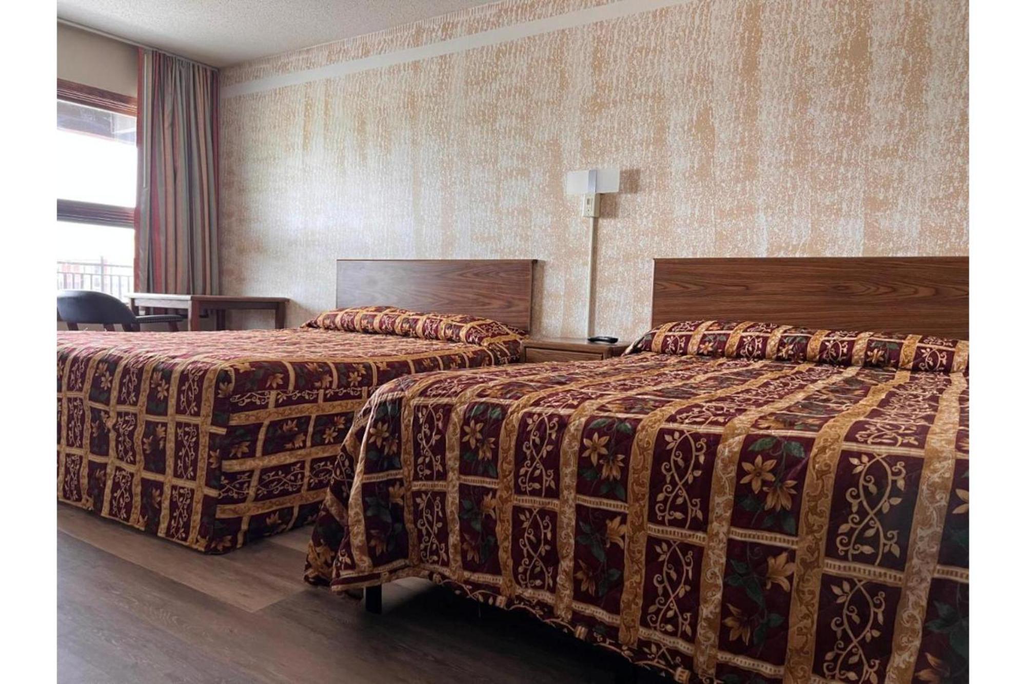 Devils Lake Inn By Oyo Near Devils Lake Regional Airport Ngoại thất bức ảnh